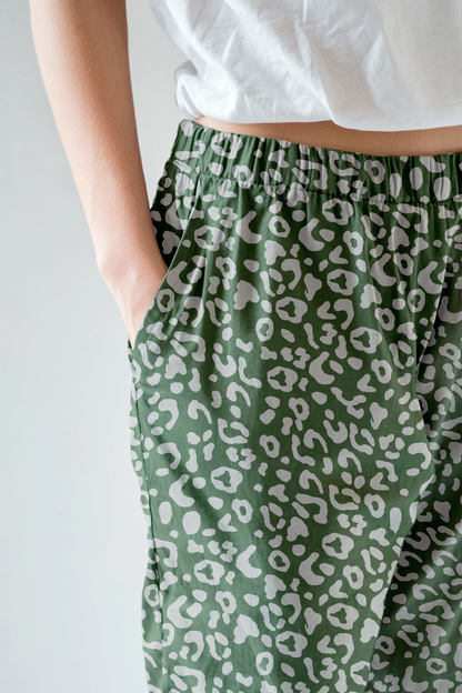 Pantalón Mujer Manchas Verde Blanco CH